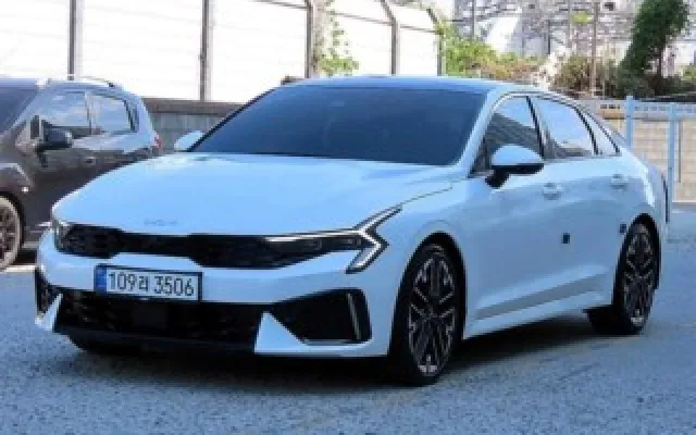 기아인증중고차사이트 더 뉴 K5 3세대 1.6 터보 매물 사진 18 - 2023/12 31,994km